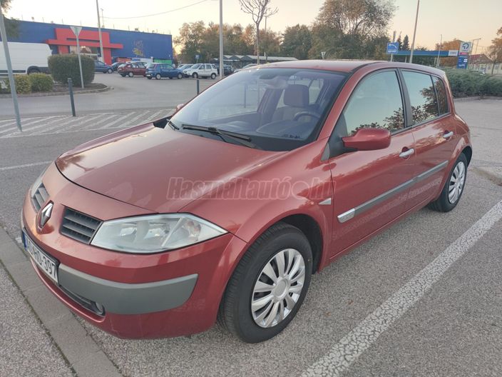 RENAULT MEGANE 1.9 dCi Dynamique