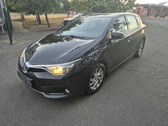 TOYOTA AURIS 1.6 Active Comfort