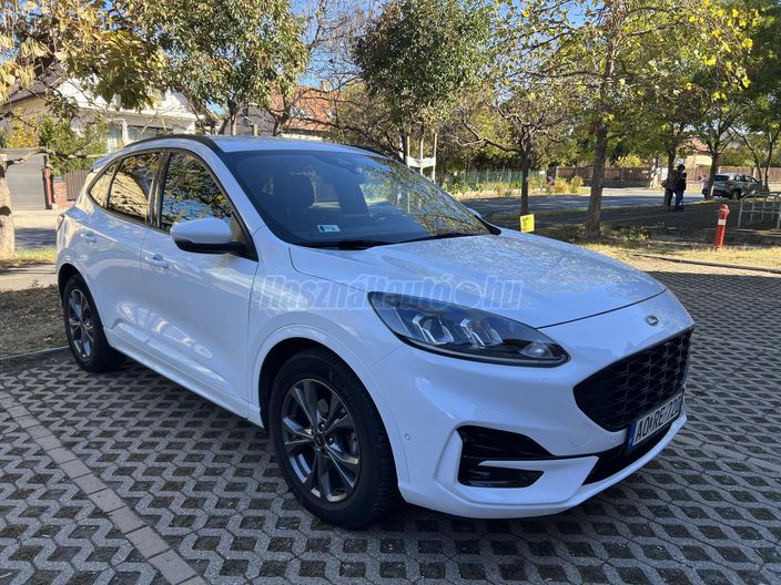 FORD KUGA 2.5 FHEV ST-Line CVT