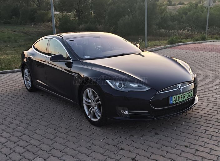 TESLA MODEL S 85 (Automata)