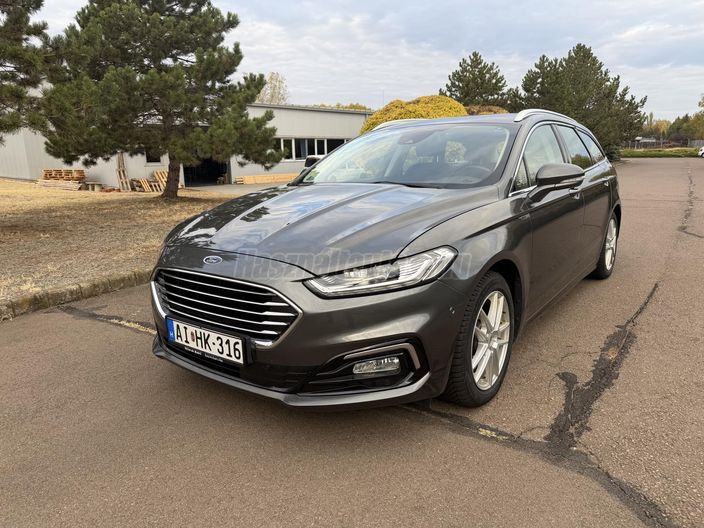 FORD MONDEO 2.0 EcoBlue Titanium