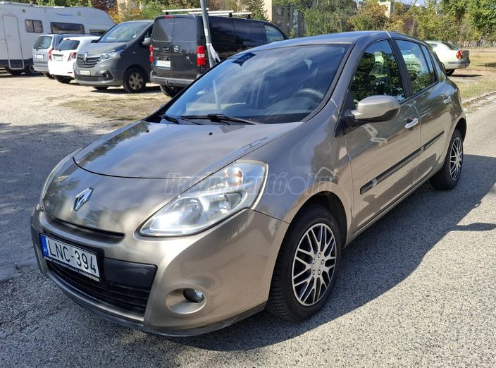 RENAULT CLIO 1.2 TCE Dynamique
