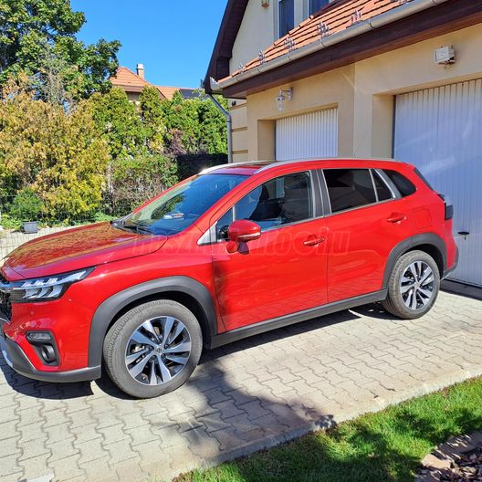 SUZUKI SX4 S-CROSS