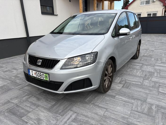 VOLKSWAGEN SHARAN 2.0 CR TDI Comfortline DSG [7 személy]