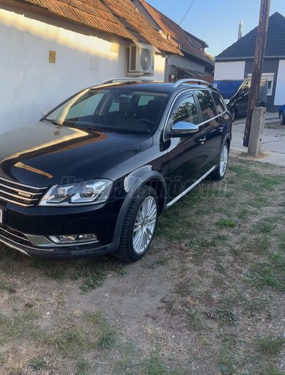 VOLKSWAGEN PASSAT ALLTRACK