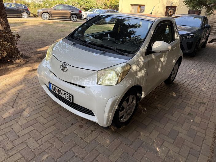 TOYOTA IQ 1.0 CVT