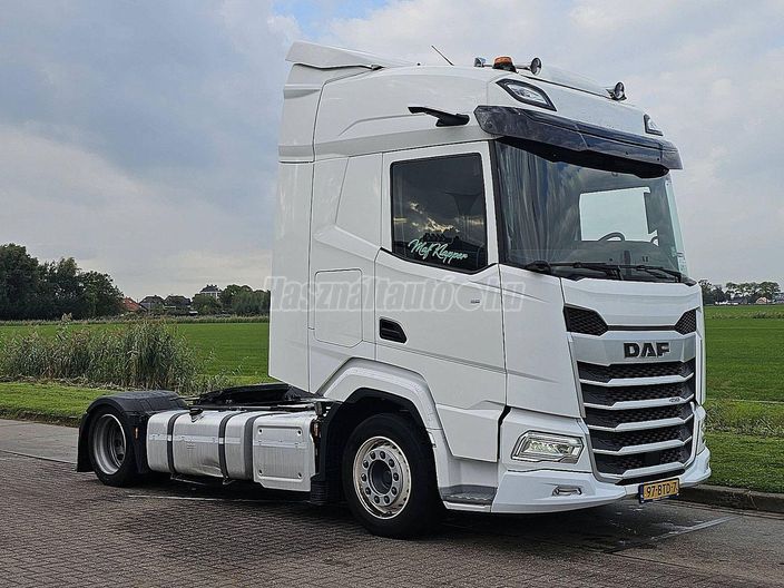 DAF XF 450 4X2 MEGA NYERGESVONTATÓ