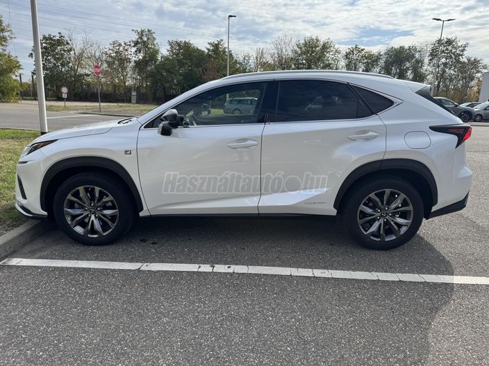 LEXUS NX 300h F Sport CVT