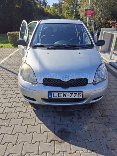 TOYOTA YARIS 1.0