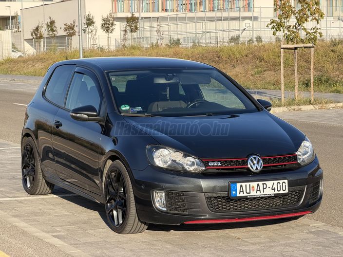 VOLKSWAGEN GOLF VI 2.0 TSI GTI