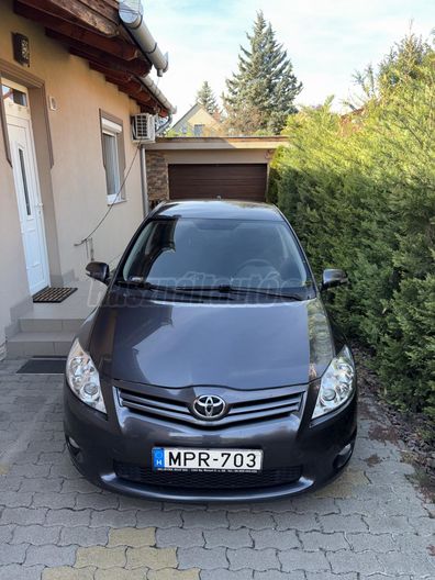 TOYOTA AURIS 1.4 D-4D Luna M M