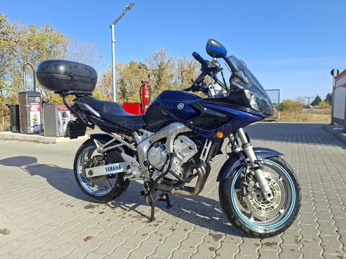 YAMAHA FZ6-S (FAZER)