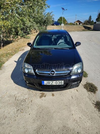 OPEL VECTRA C 2.2 GTS [Sport]