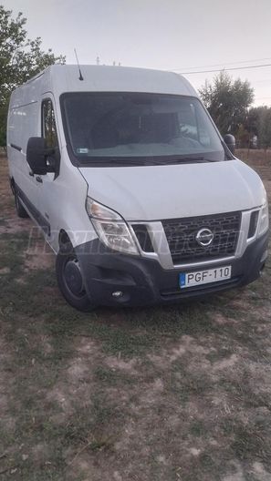 NISSAN NV400