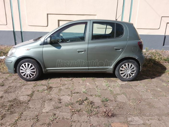 TOYOTA YARIS 1.0 Sol