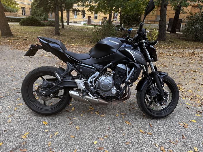 KAWASAKI Z 650
