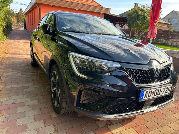 RENAULT ARKANA 1.6 E-Tech Hybrid Techno
