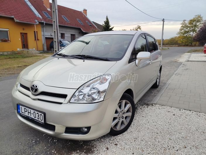 TOYOTA COROLLA VERSO 1.8 Linea Sol M-MT
