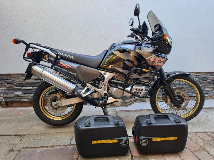 HONDA XRV 750