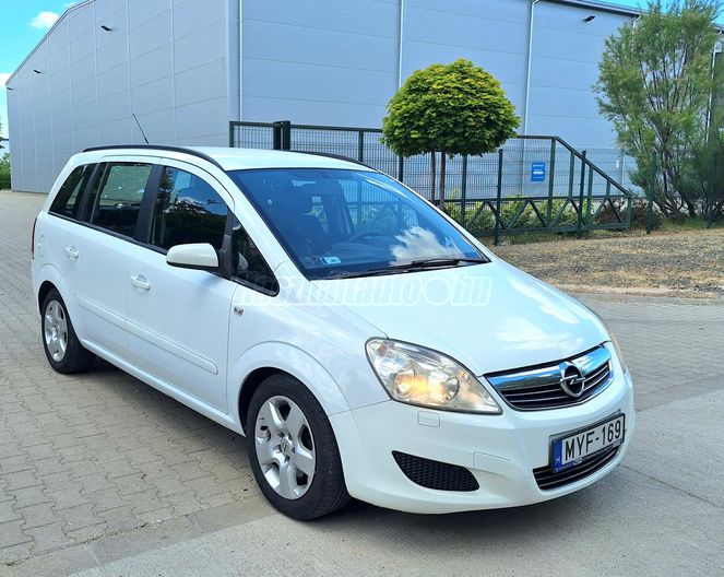 OPEL ZAFIRA Van 1.9 CDTI DPF Cool & Sound