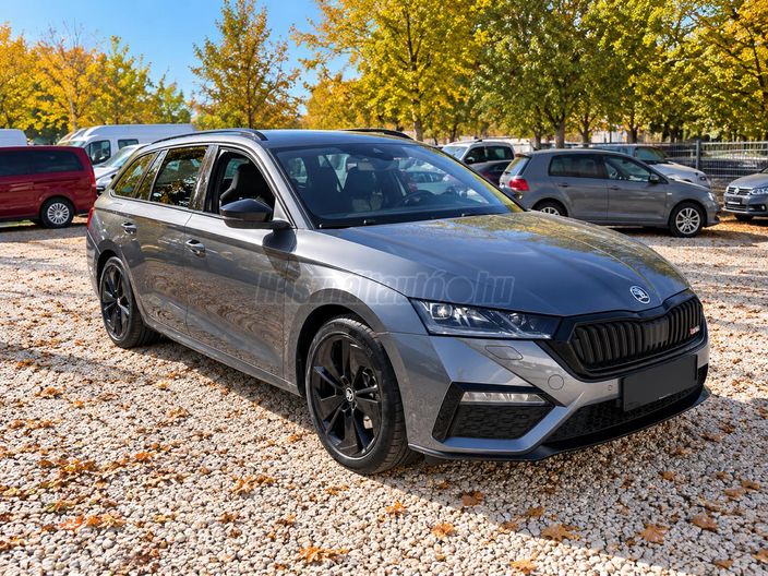 SKODA OCTAVIA Combi 2.0 TDI SCR RS DSG