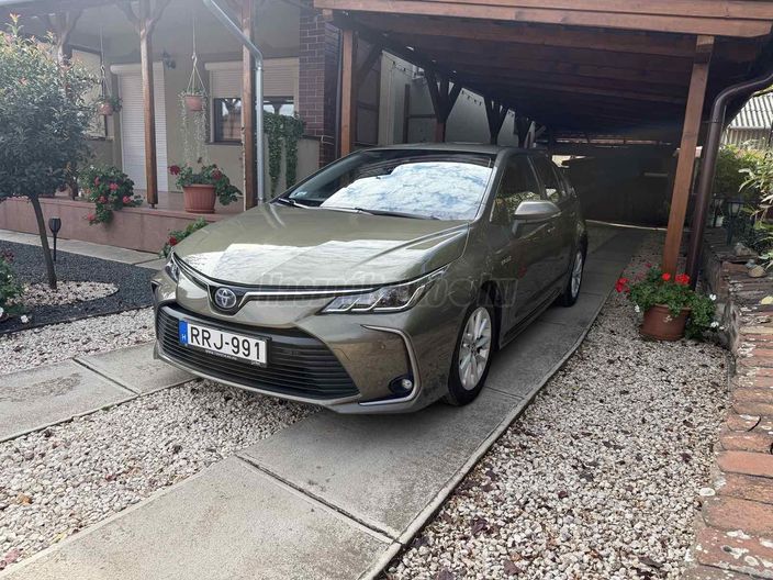 TOYOTA COROLLA 1.8 Hybrid Comfort e-CVT