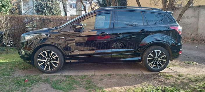 FORD KUGA 2.0 TDCi ST-Line Black Edition AWD Poweshift
