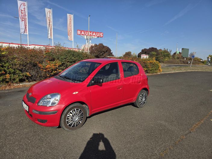 TOYOTA YARIS 1.0 Terra Plus M-MT