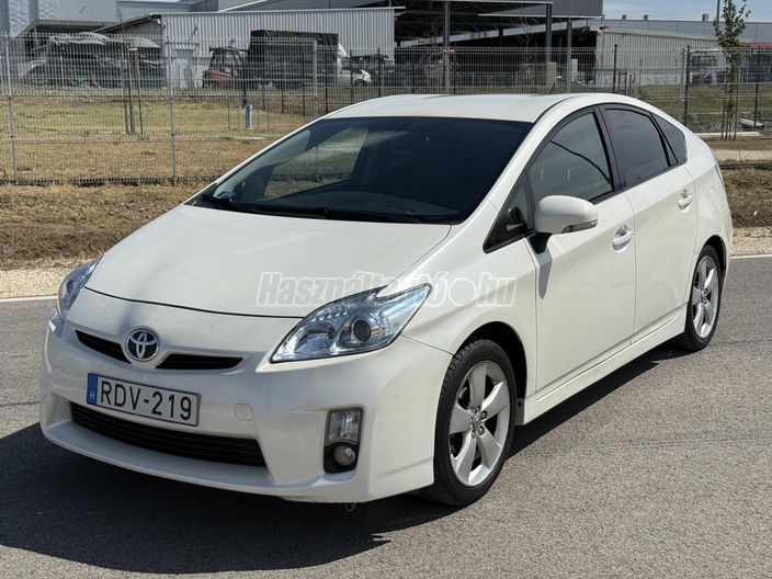 TOYOTA PRIUS 1.8 HSD Sol (Automata)