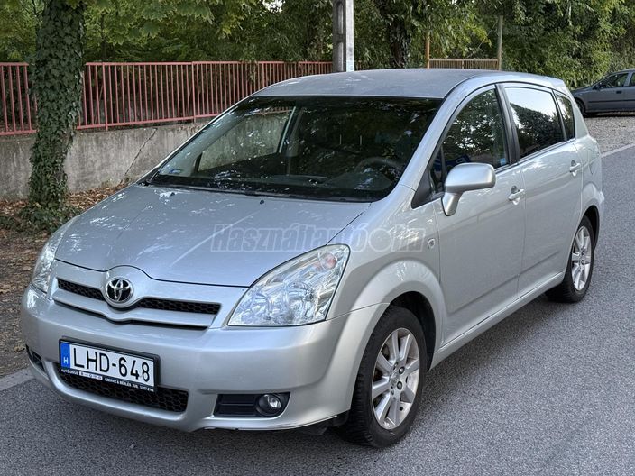 TOYOTA COROLLA VERSO 1.8 Linea Sol M-MT
