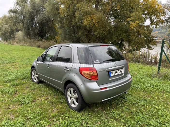 SUZUKI SX4 1.5 GLX