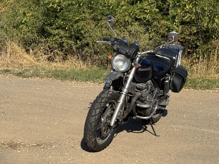 KAWASAKI ZR 550 B (ZEPHYR)
