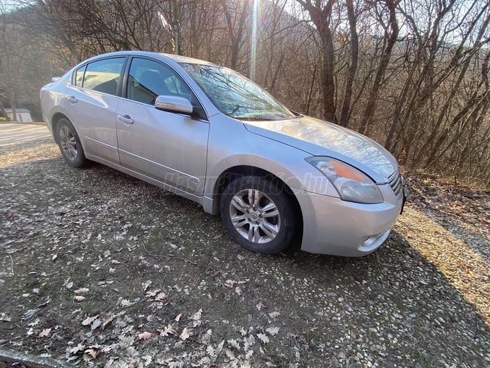 NISSAN ALTIMA