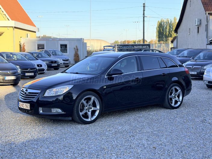 OPEL INSIGNIA Sports Tourer 1.6 T Sport