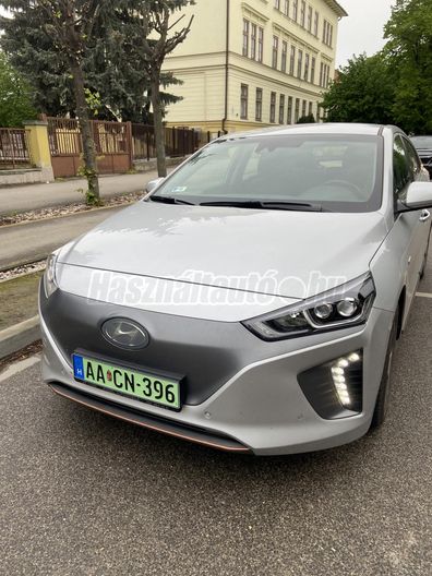 HYUNDAI IONIQ electric Premium (Automata)