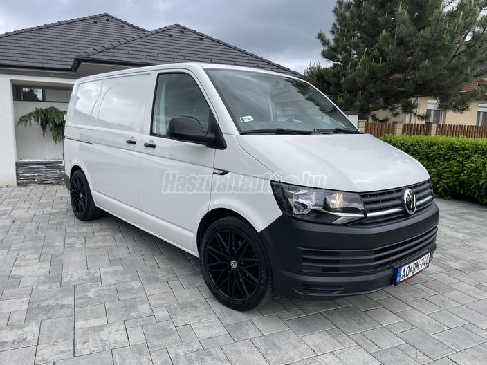 VOLKSWAGEN TRANSPORTER T6 2.0 TDi BMT HT EURO6 (3 személyes )