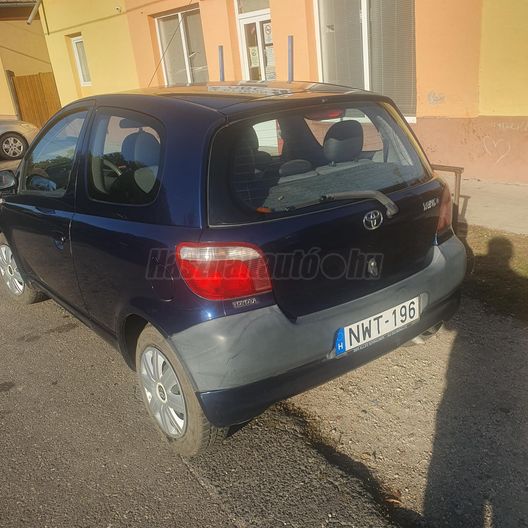 TOYOTA YARIS 1.0