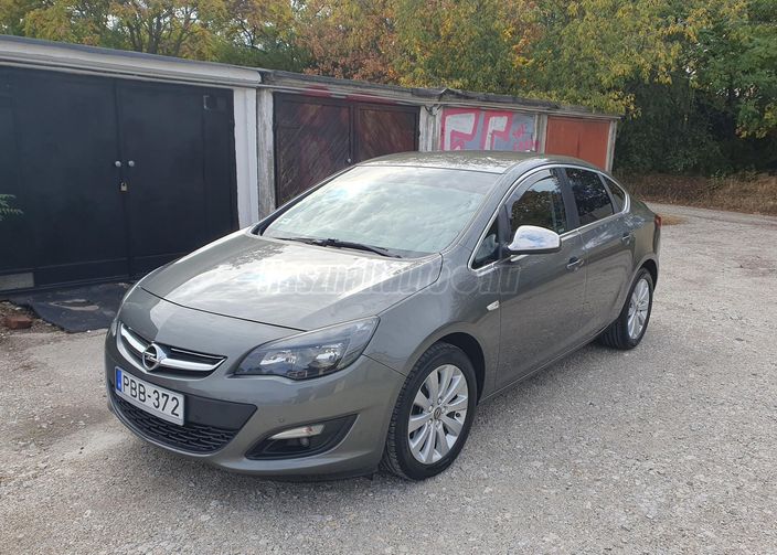 OPEL ASTRA J Sedan 1.6 CDTI EcoFLEX Start-Stop Enjoy