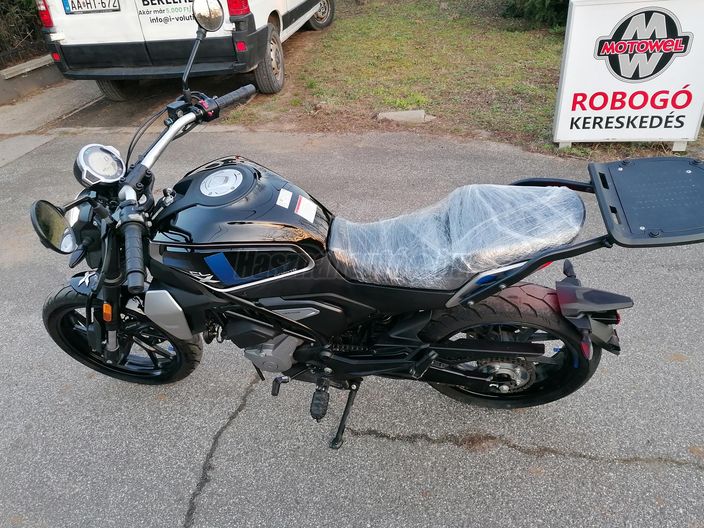 CFMOTO 300 CL-X
