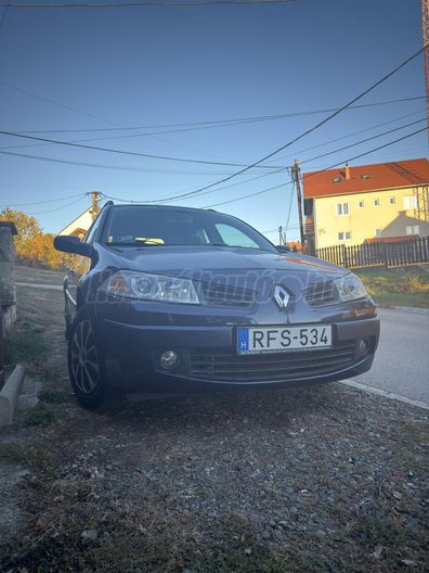 RENAULT MEGANE 1.6 Live