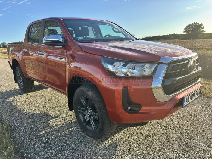 TOYOTA HILUX 2.8 D-4D 4x4 Double Active TSS (Automata)