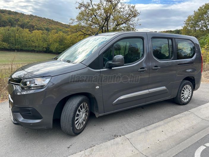 TOYOTA PROACE City Verso 1.2T Combi L2H1 [7 személy]