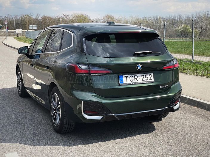 BMW 223 223i DKG