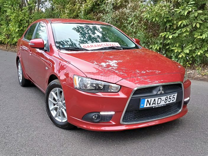 MITSUBISHI LANCER Sportback 1.6 Invite