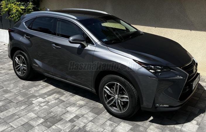 LEXUS NX 300h Executive Special Edition CVT