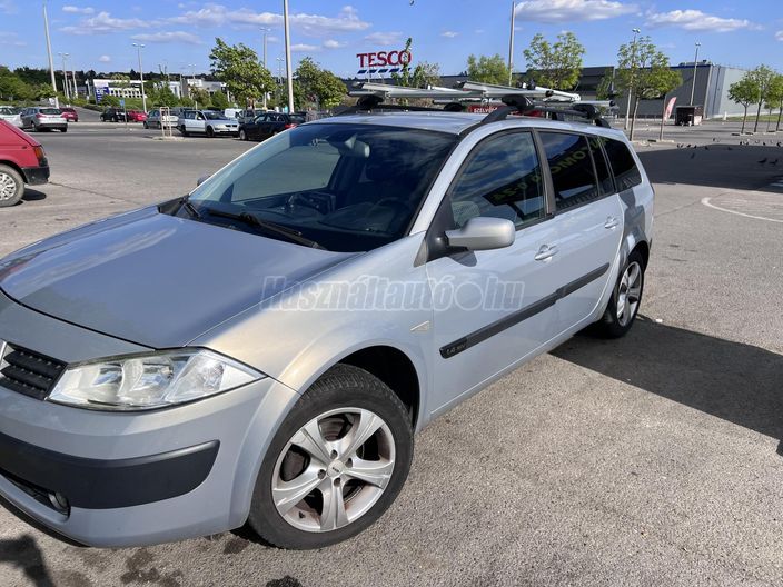 RENAULT MEGANE 1.4 16V Authentique