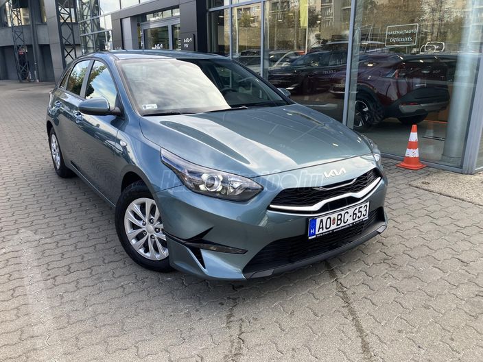 KIA CEE'D Ceed 1.5 T-GDI Silver DCT