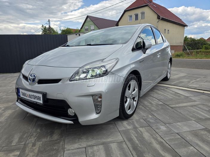 TOYOTA PRIUS 1.8 HSD Executive Leather (Automata)