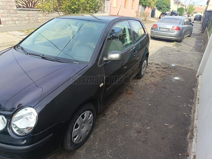 VOLKSWAGEN POLO 1.2