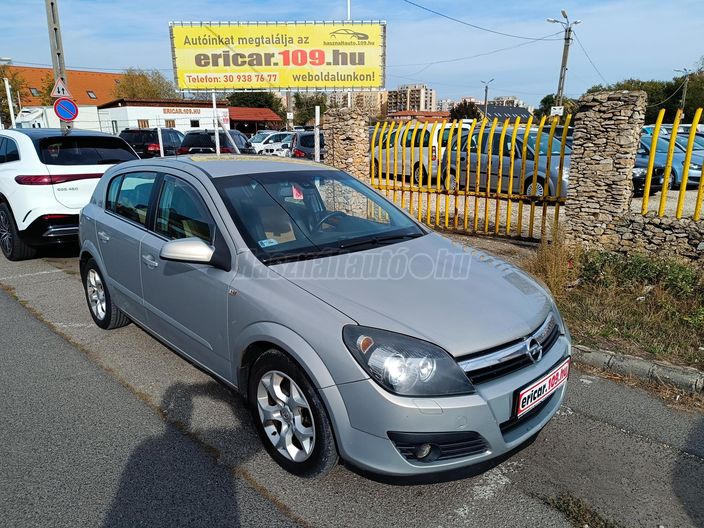 OPEL ASTRA H 1.4 Cosmo Easytronic